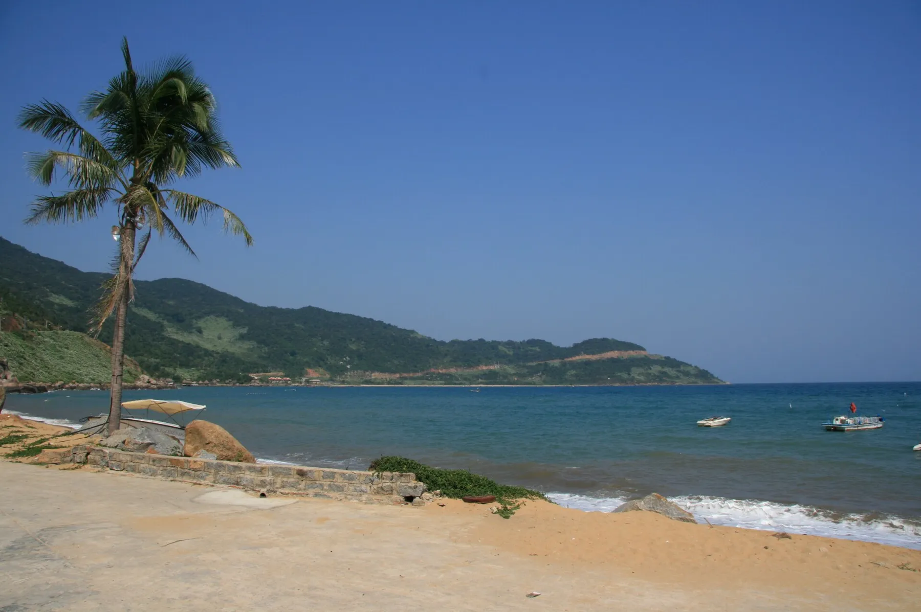 Buổi chạy bộ cộng đồng ven biển Sơn Trà khép lại thử thách